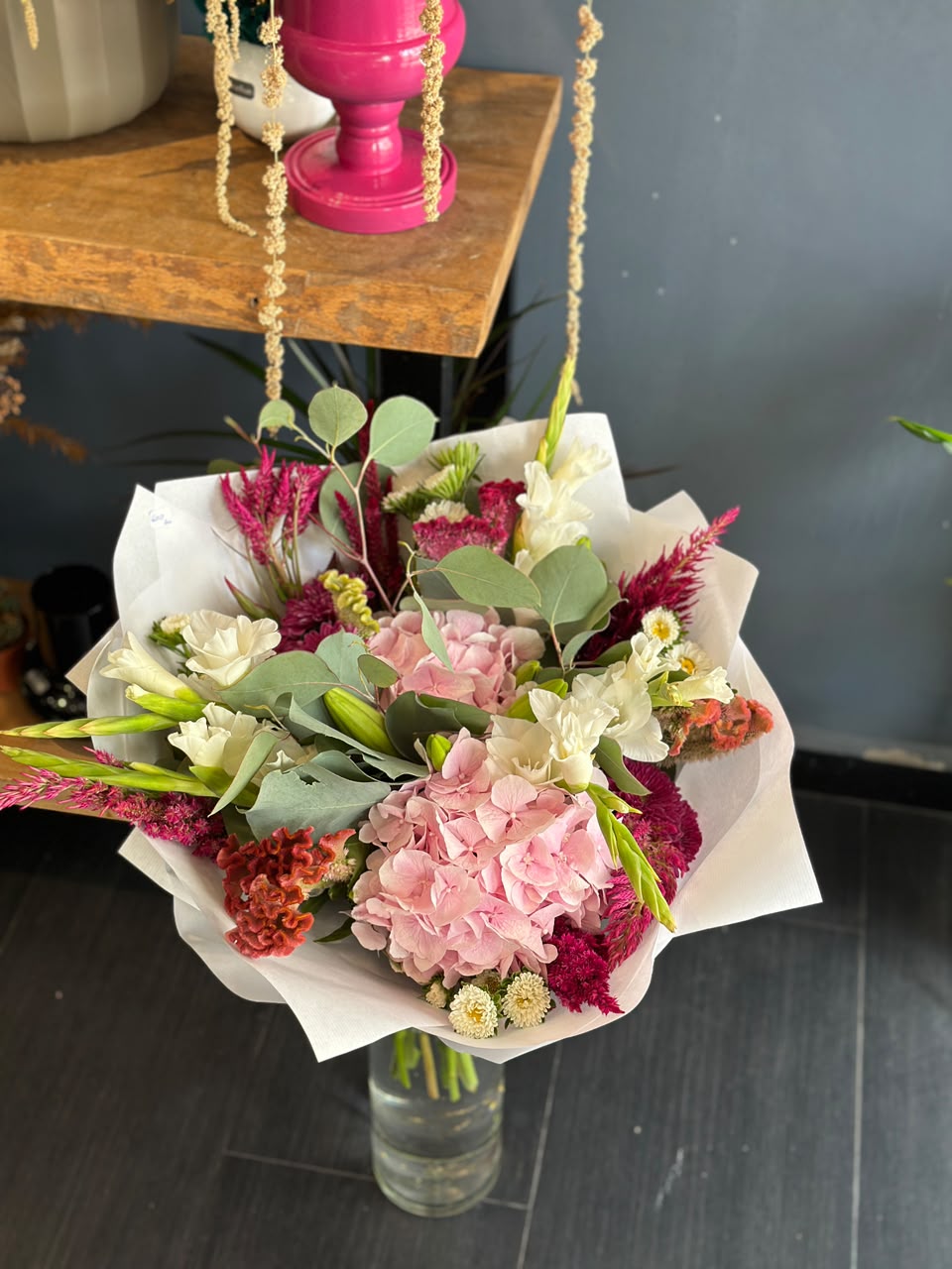 Romantic Bouquet Large — Bouquets by Casablanca Flower Delivery