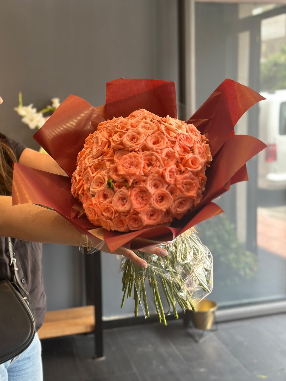 100 Salmon Roses — Roses by Casablanca Flower Delivery